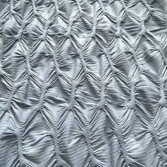 NWT Strapless Textured Lavender BodyCon Midi Dress - Size XS-S - Picture 10 of 10